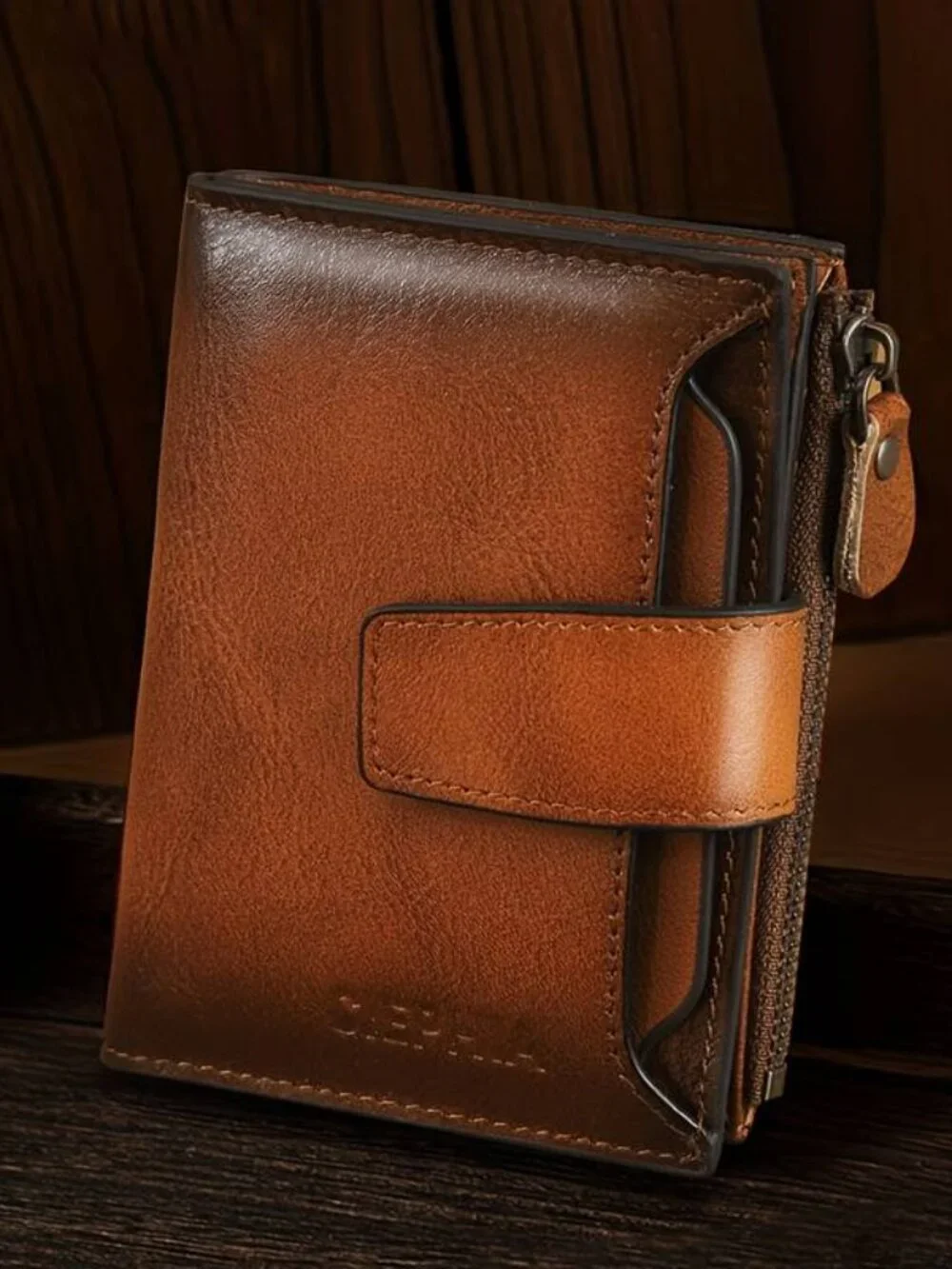 Vintage Leather Men's Wallet with RFID Blocking, 12 Card Slots